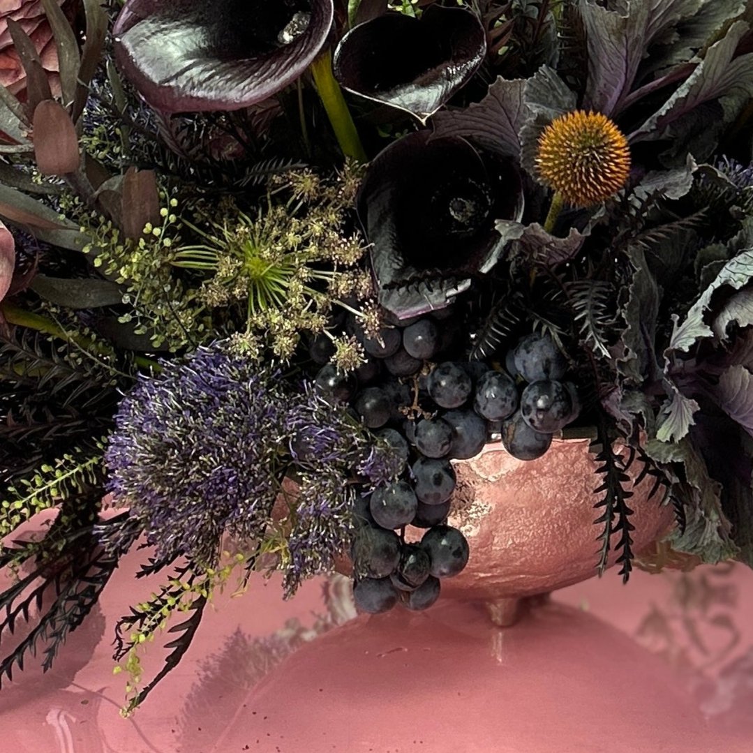LUXE BLACK CENTERPIECE