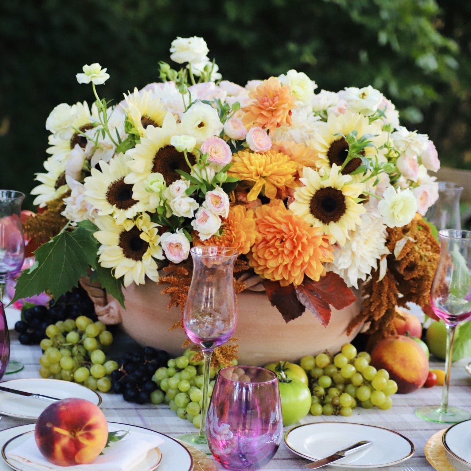 LUXE SIGNATURE PIECES – One-of-a-Kind Custom Luxury Floral Arrangements | Chicago
