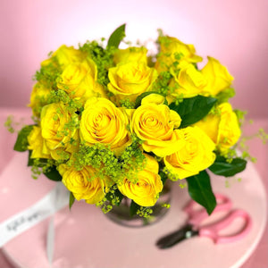 Rose Surprise (Free next day nationwide delivery) Beautifully Simple Arrangements for Every Room in the House