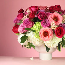 Load image into Gallery viewer, Buy Fresh Flowers Chicago
