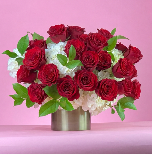 RED Roses & Hydrangeas