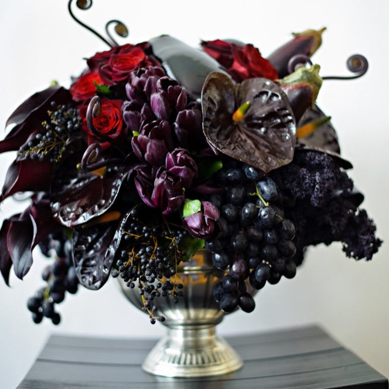 LUXE SIGNATURE PIECES – One-of-a-Kind Custom Luxury Floral Arrangements | Chicago
